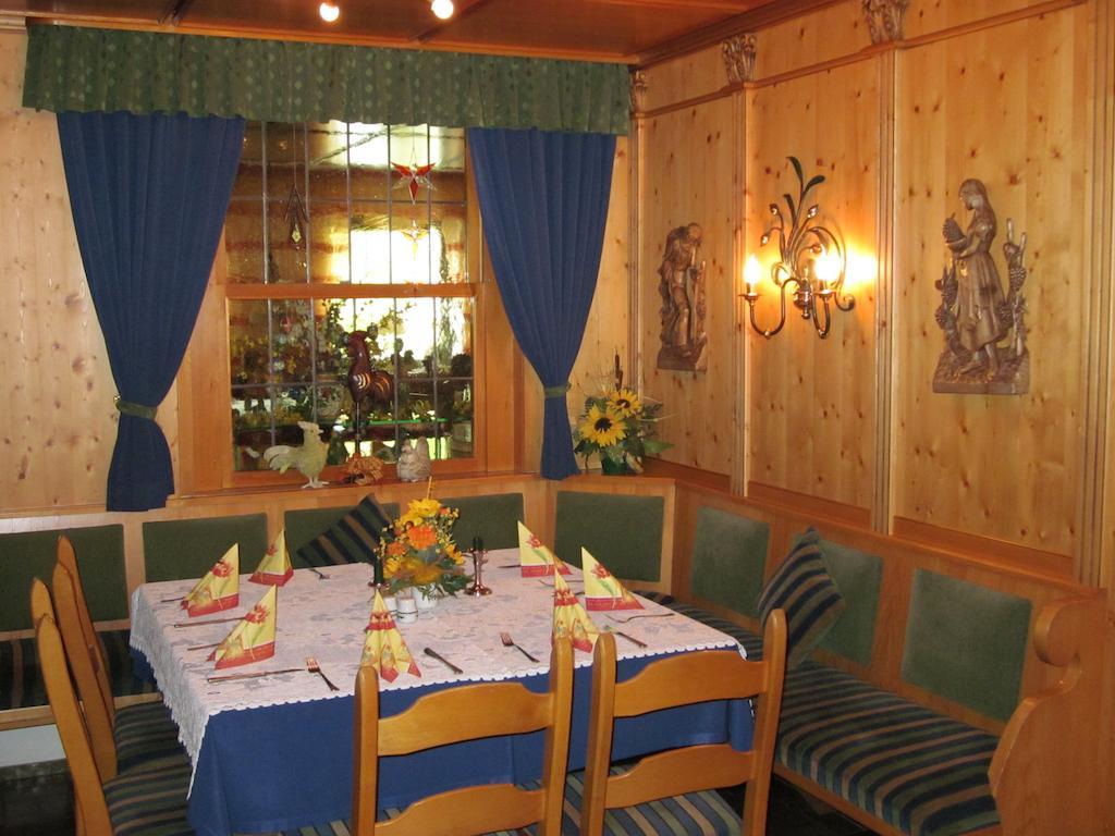 Gasthof Rodachtal Mit Gaestehaus Katharina Schwarzenbach am Wald Esterno foto